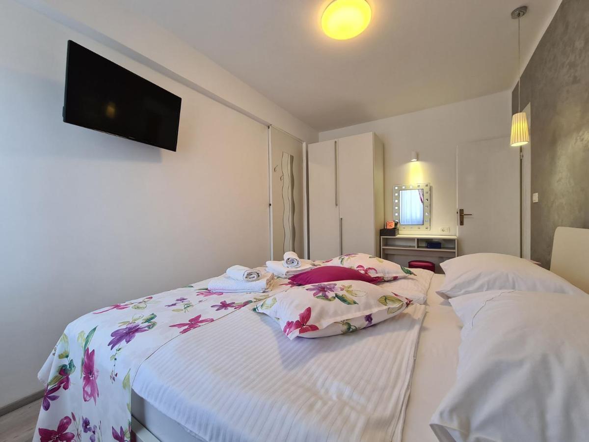 Apartments Slavko 1179 バニョレ エクステリア 写真
